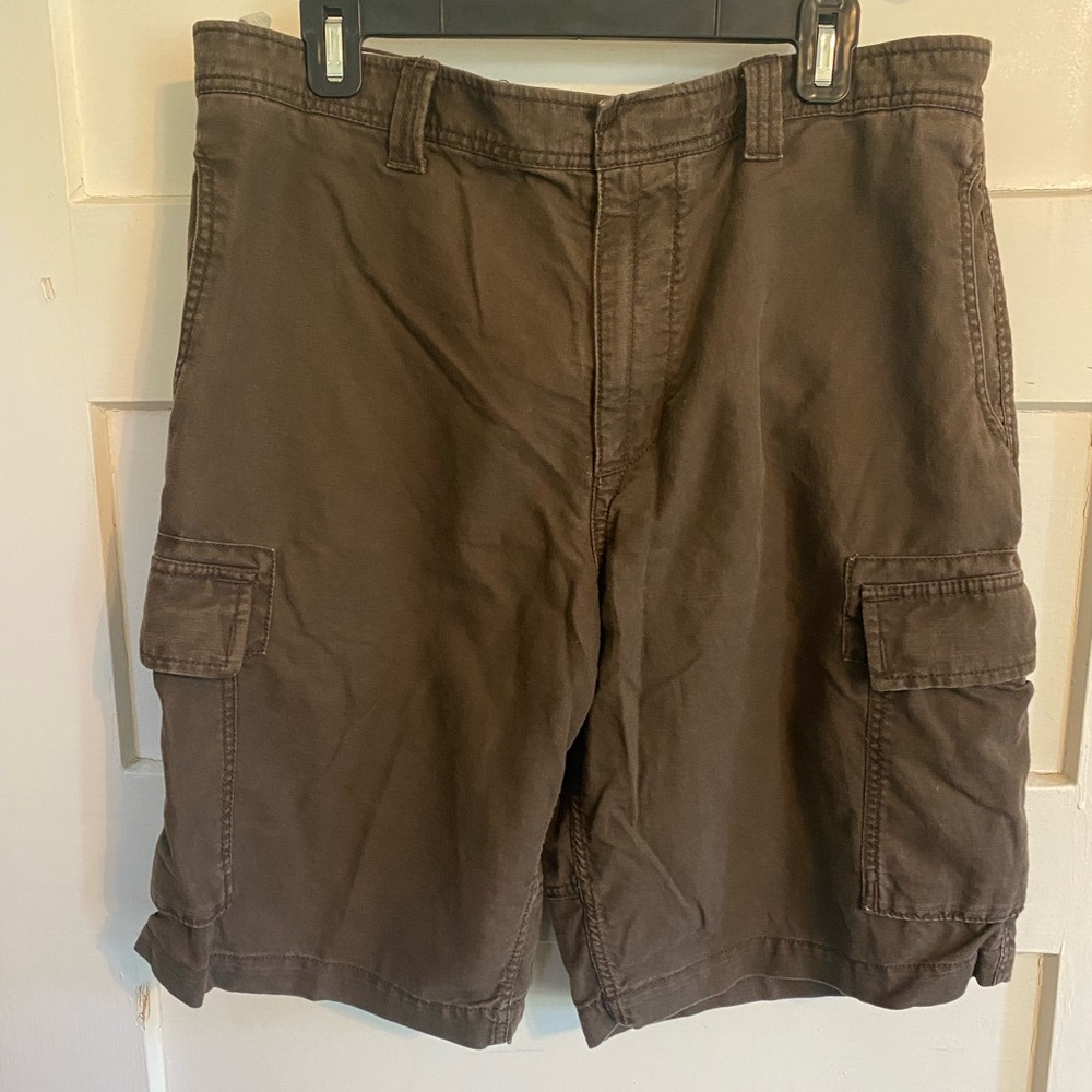 GAP Loose Fit Cargo Khakis Shorts